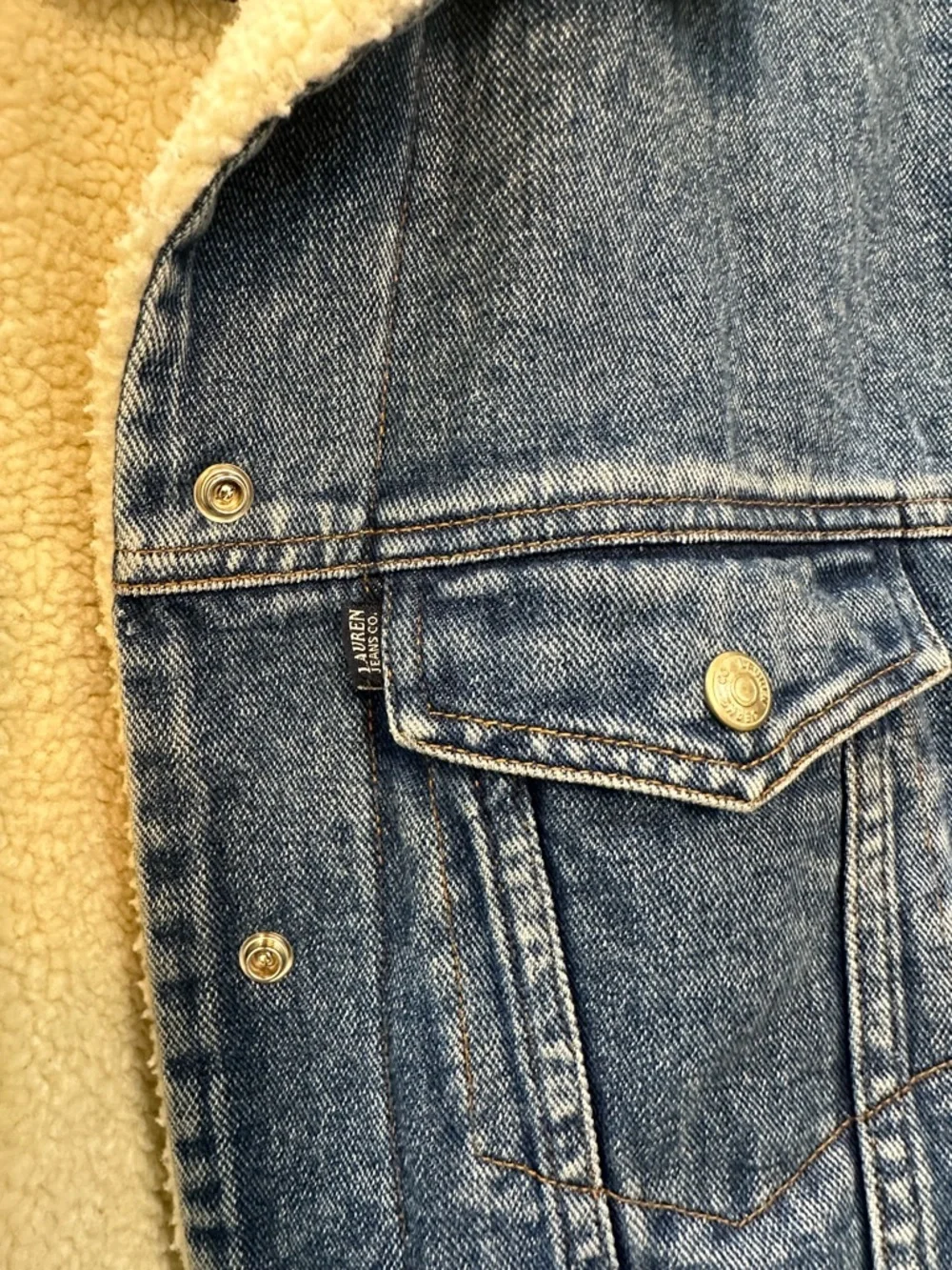 Ralph Lauren Light Blue Denim Jacket with Cream Sherpa Collar - Picture 3 of 3